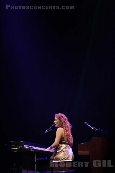 TORI AMOS - 2005-06-13 - PARIS - Zenith - 